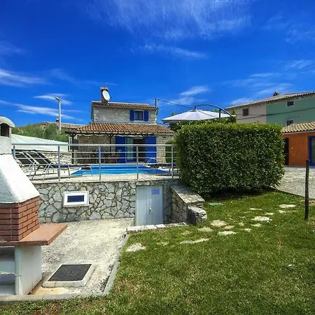 Casa Nadalina 度假居 Zuzici