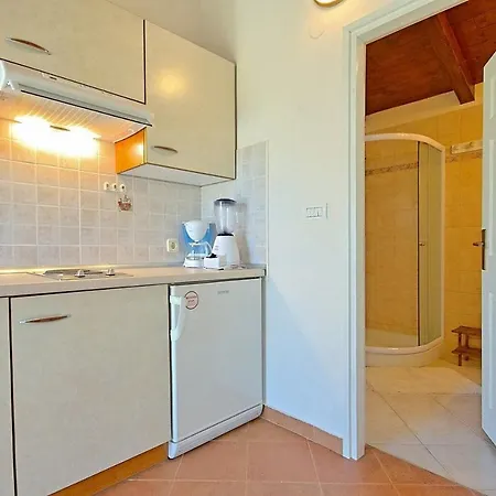 Casa Nadalina * Zuzici