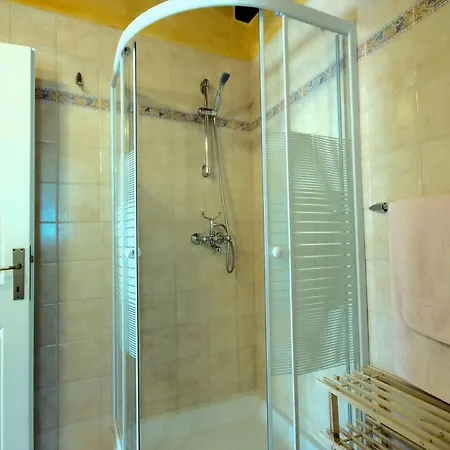 Casa Nadalina 度假居 Zuzici